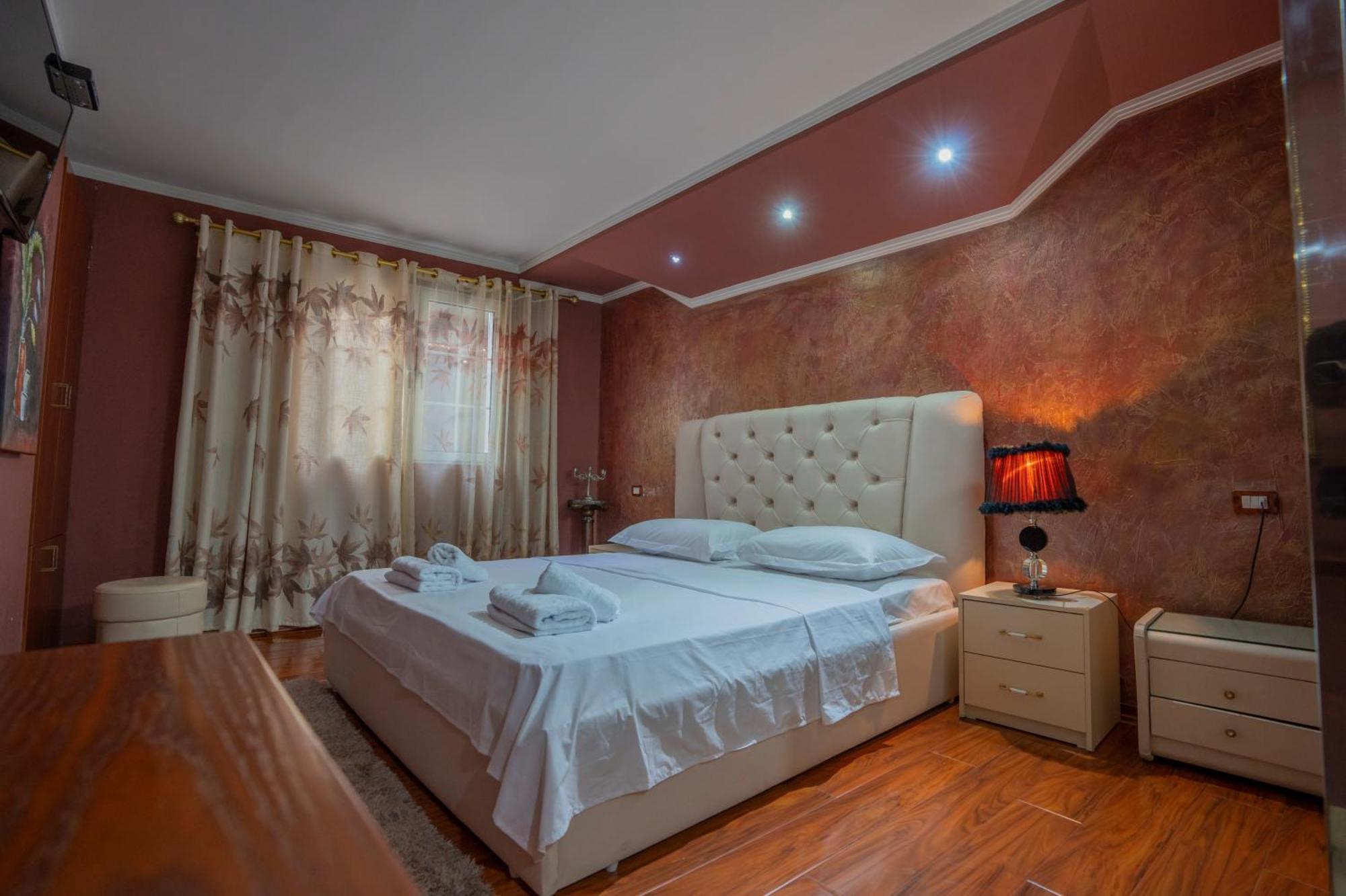 Carmen Hotel
