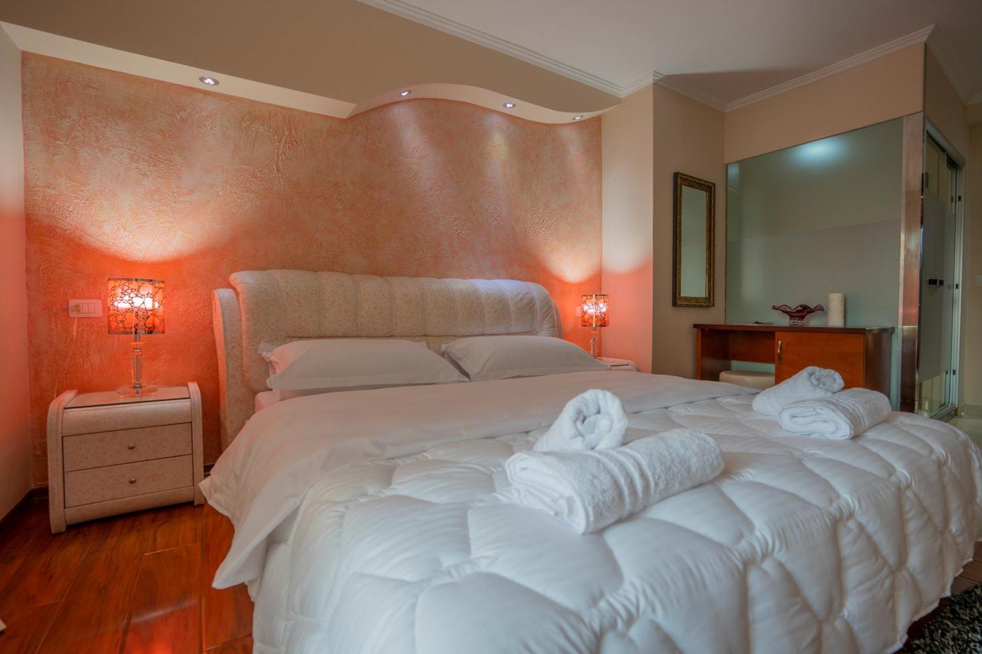Carmen Hotel