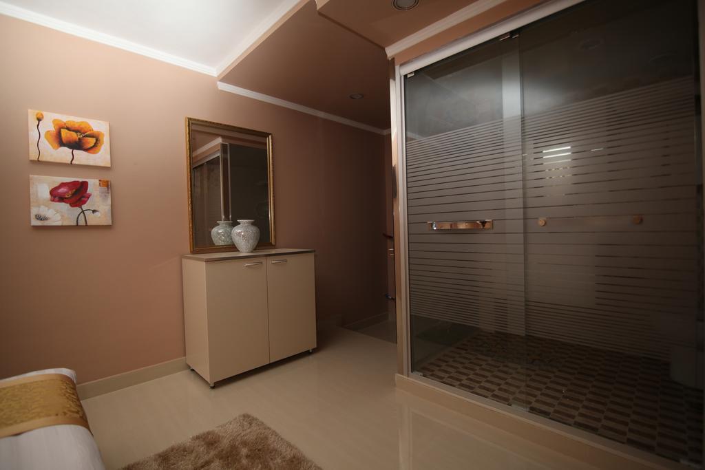 Carmen Hotel