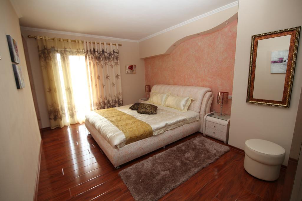 Carmen Hotel 3*